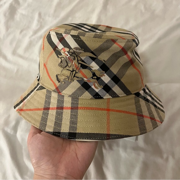 New Burberry Check Cotton Blend Bucket Hat M 58cm $480 Unisex - Picture 7 of 14
